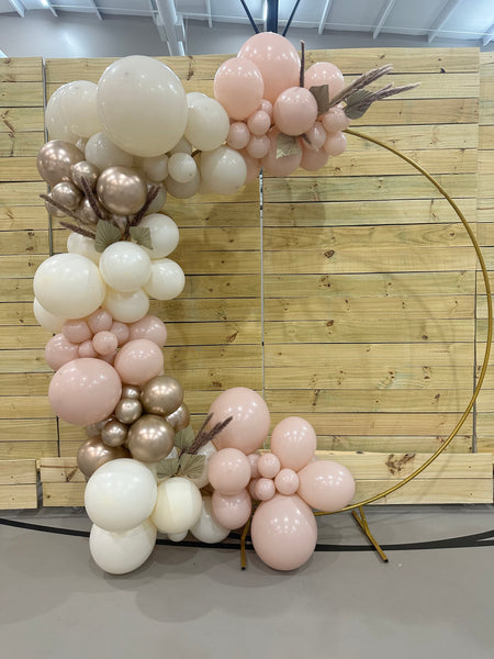 Add on: Golden Circle Balloon Arch
